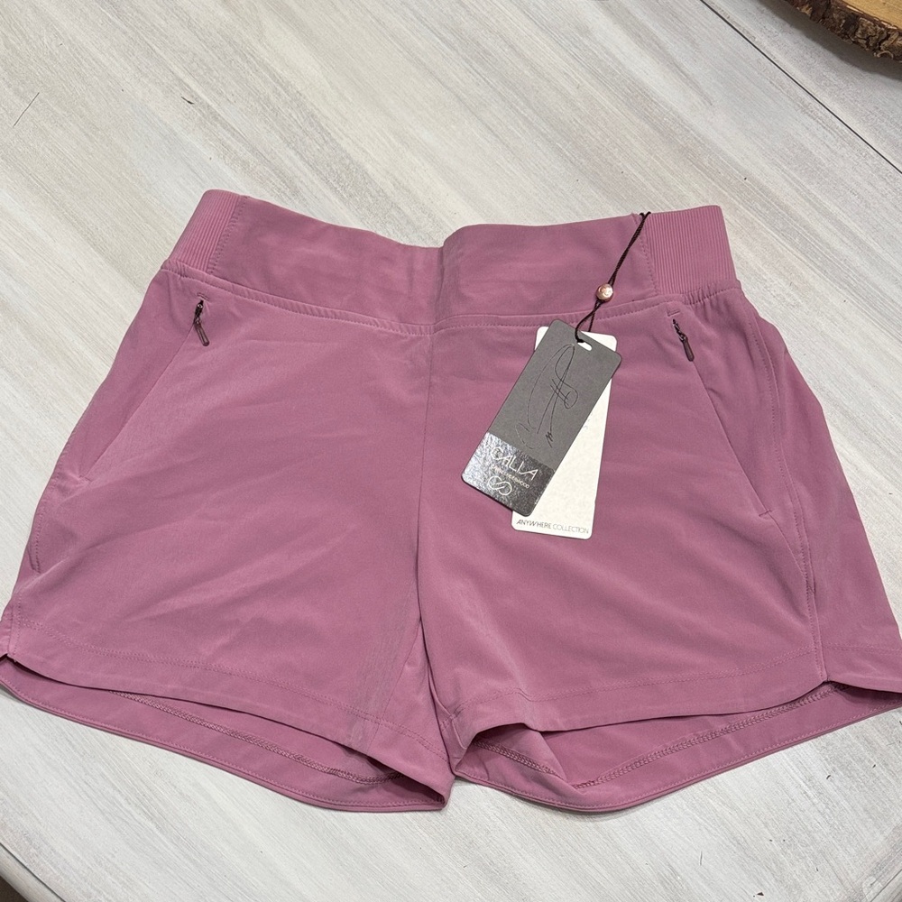 NWT Calia Anywhere Collection Midrise 5” Shorts